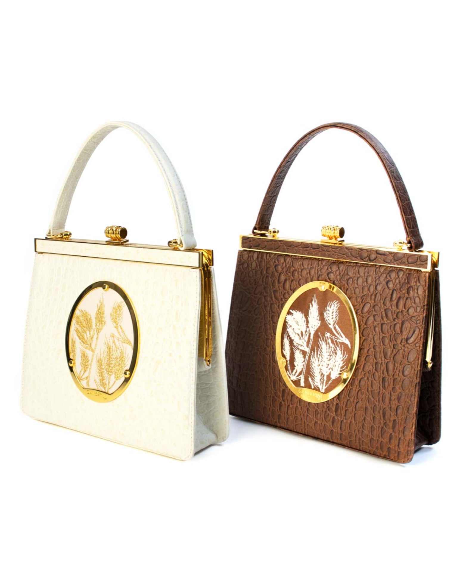 Maria Bag – Luxury Italian Handbag with Timeless Elegance. Traditional Italian craftsmanship with modern aesthetics.  18K gold-plated oval frame, adorned with hand embroidered golden wheat.